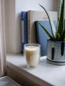 Maxxo Escential Pink Grapefruit illatú gyertya, 100% természetes szójaviaszból