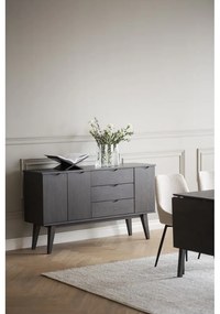 Barna alacsony komód tölgyfa dekorral 150x85 cm Filippa – Rowico