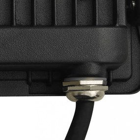 2 db hideg fehér fényű LED-es reflektor 10 W