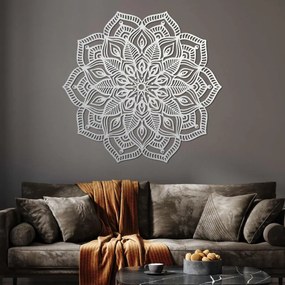 Fából készült mandala a falon | COUNESS