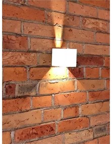 LED Kültéri fali lámpa 2xLED/3W/230V IP54 fehér