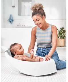 Skip Hop - MOBY 3 fehér ergonomikus babakád