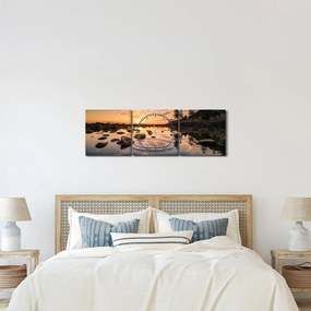 A vízfelület képe naplementekor (órával) (90x30 cm)
