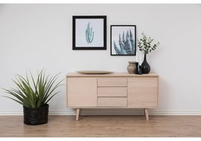 Natúr színű alacsony komód tölgyfa dekorral 150x75 cm Nagano – Actona