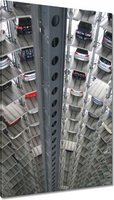 Festmények 80x120 Emeletes garázs