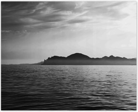 Poszterek 50x40 Tájkép ködös hegyekkel