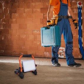 Solight WM-30W-FEQ - LED-reflektor állvánnyal LED/30W/230V 4000K IP65