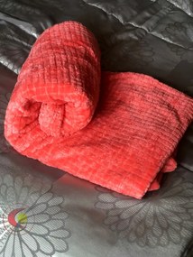 Takaró világos rózsaszín ráccsal