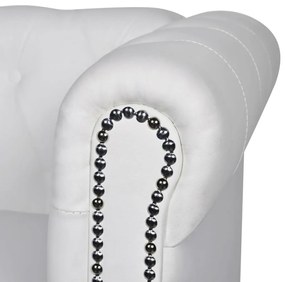 2 személyes és 3 személyes fehér műbőr Chesterfield kanapé
