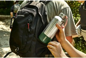 Ezüstszínű rozsdamentes acél termopalack 850 ml Explorer – Black + Blum