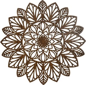 Fából készült mandala a falon | LÓTUSZ