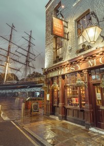 Poszter 64x90cm Cutty Sark és a kocsma Gipsy Moth, Assaf Frank