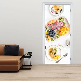 Fotótapéta ajtóra - Gyümölcsös tányér az asztalon (95x205cm)