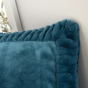 Díszpárna 55x55 cm Velvet and Faux Fur – Catherine Lansfield