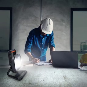 Solight WM-20W-RE-LED Dimmelhető újratölthető reflektor LED/20W/4400 mAh 4000K IP54