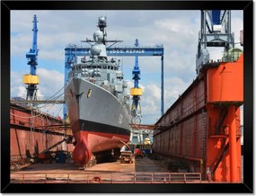 Poszterek keretben 40x30 Hajó az udvaron