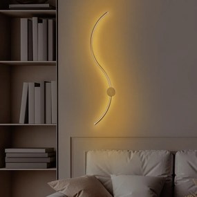 Uyan 13602 arany fém LED falilámpa