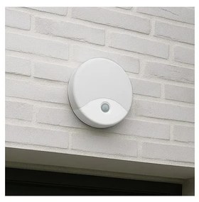 LED kültéri fali lámpatest mozgásérzékelővel LED/18W/230V IP44 fehér