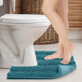 Csúszásgátló fürdőszobai szőnyeg kivágott lábazattal a WC-hez