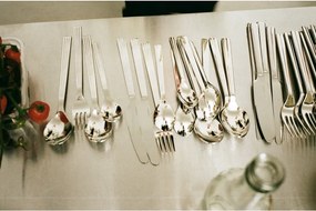 Ezüstszínű rozsdamentes acél evőeszköz készlet 16 db-os Grand Cru – Rosendahl