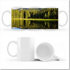 Nyomott mintás bögre Hegyi táj gyönyörű felhőkkel Fák a hegyekben