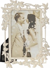 Fém képkeret 10x15 áttört, krémszínű, finom díszítéssel