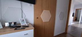 Bilnora extra sűrű hatszögletű öntapadós akusztikus falpanel szobába 9mm vastag 50*50 cm - 01 Fehér