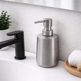 Matt ezüstszínű rozsdamentes acél szappanadagoló 450 ml – Orion
