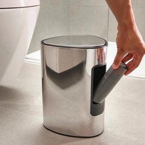 Ezüstszínű műanyag pedálos szemetes 5 l Luxe – Joseph Joseph