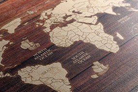 Kép világtérkép fa hatású háttéren