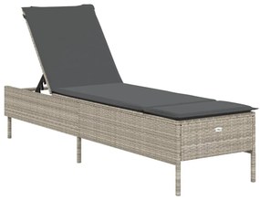 Világosszürke polyrattan napozóágy párnával