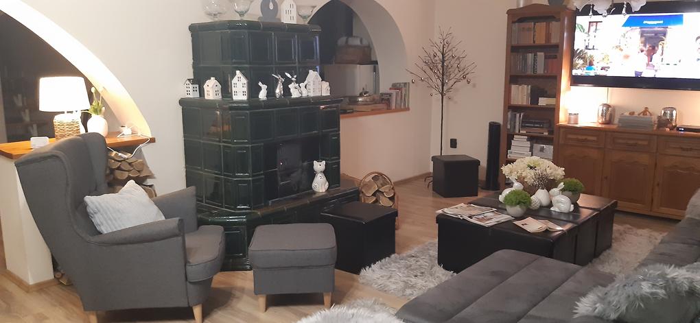 Az ülőrész lehetne vastagabb. Egyébkén imádom!😍