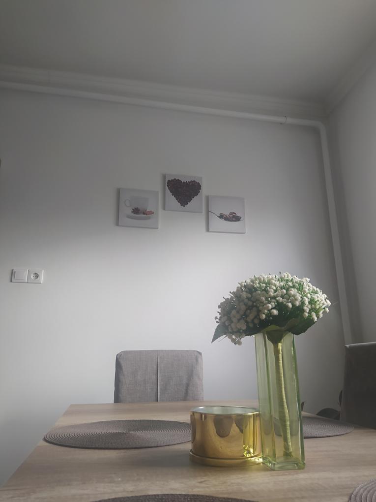 Épp a konyhánkba való ez a kép: úgy színben, mint méretben ja és KÁVÉ imádók vagyunk, már- már " függők " 😁💕😄