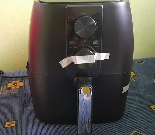 Több mint egy hete küldtem  e-maileket a Mindent ólcsó oldalára, semmi válasz!Nagyon fel vagyok háborodva! Az okok. Nem is eredeti csomagolás an küldték ki