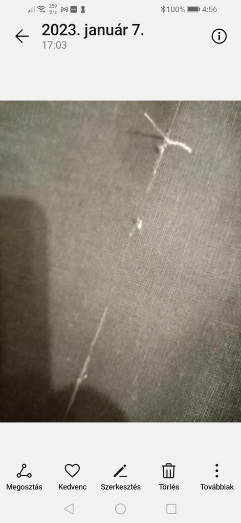 Anyaghibák és szakadás is volt az anyagon, a paplanhuzat mosás után csak 192 cm hosszú volt./ Nem avatták be az anyagot varrás előtt!/