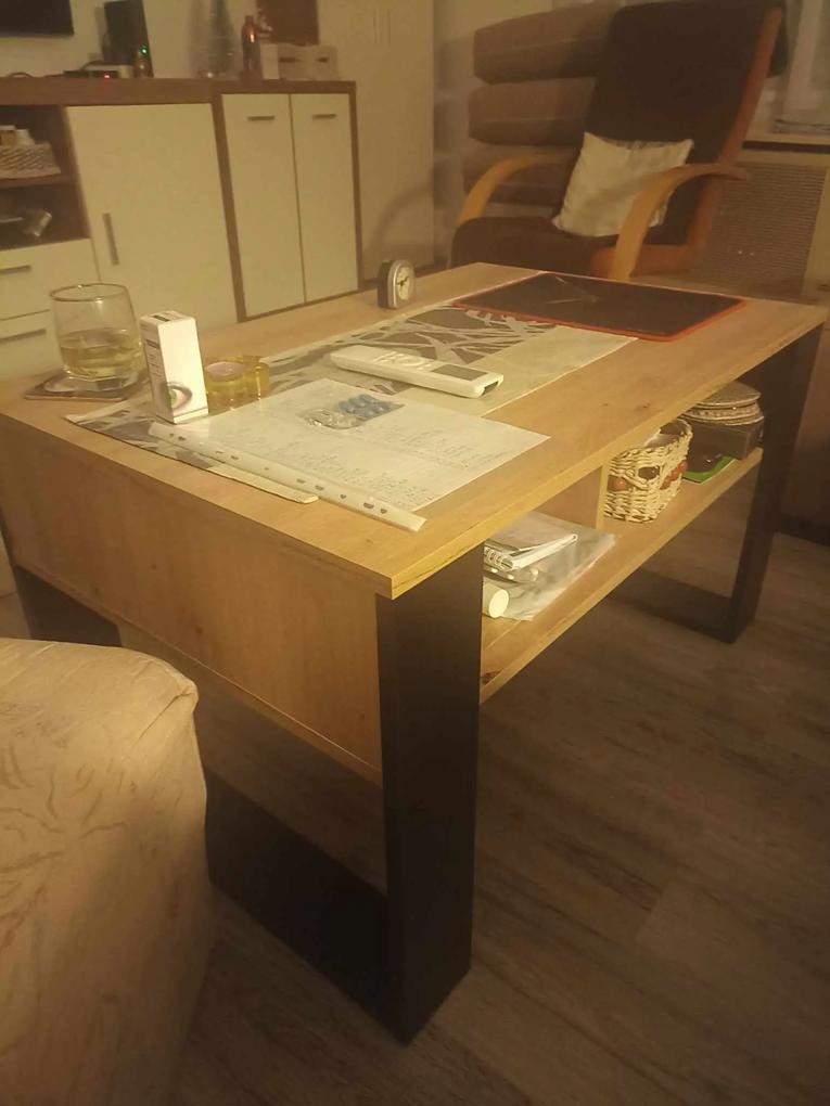 Kényelmes, méretarányok. Jó használhatóság. Kedvelem.