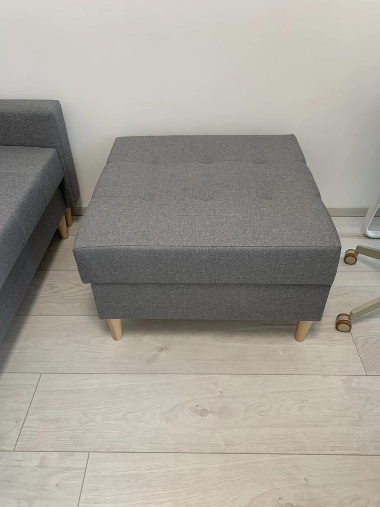 Kanapéhoz rendeltünk, nagyon elégedett vagyok a minőségével kényelmes, hatalmas extra, hogy kinyitható és van benne tároló, a honlapon sajnálom, hogy ez nem volt feltűntetve, csak annyi nem tetszett, sötétebb a termék színe a valóságban, mint a képeken, inkább középszürke színű, de a kanapéval azonos huzat van rajta, ami megnyugtató. 