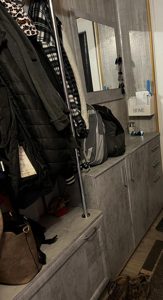 Nagyon tetszik.Könnyű tisztítani.Egyszerüen imádom 