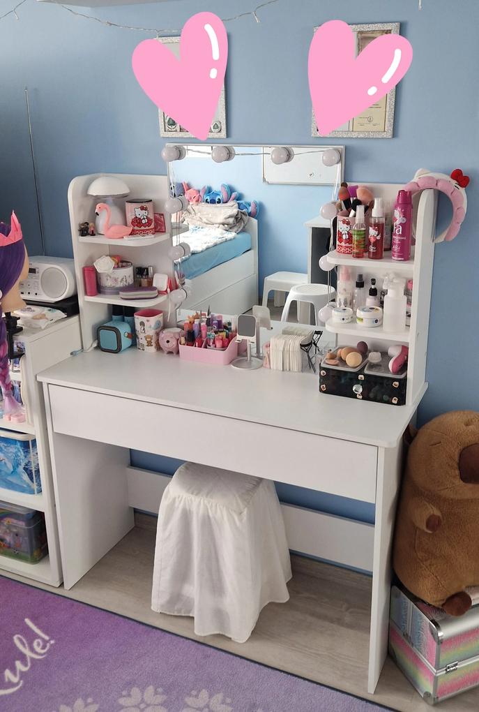 Tökéletes! Imádja az egész család, főleg a nagyobbik lányom, aki kapta. Erős anyag, egyedül 1, 5 óra alatt összeszereltem! Köszönjük!