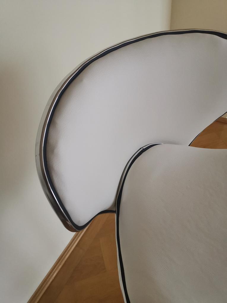 Nagyon rossz minőségű munka! 